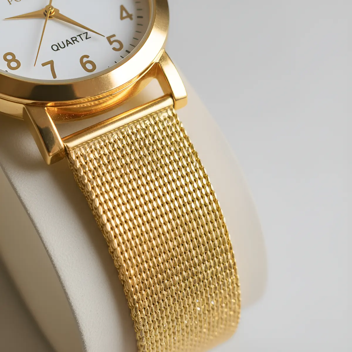 Kit Relógio Feminino Dourado MIGLORIE Quartz + Joias - Imagem 4