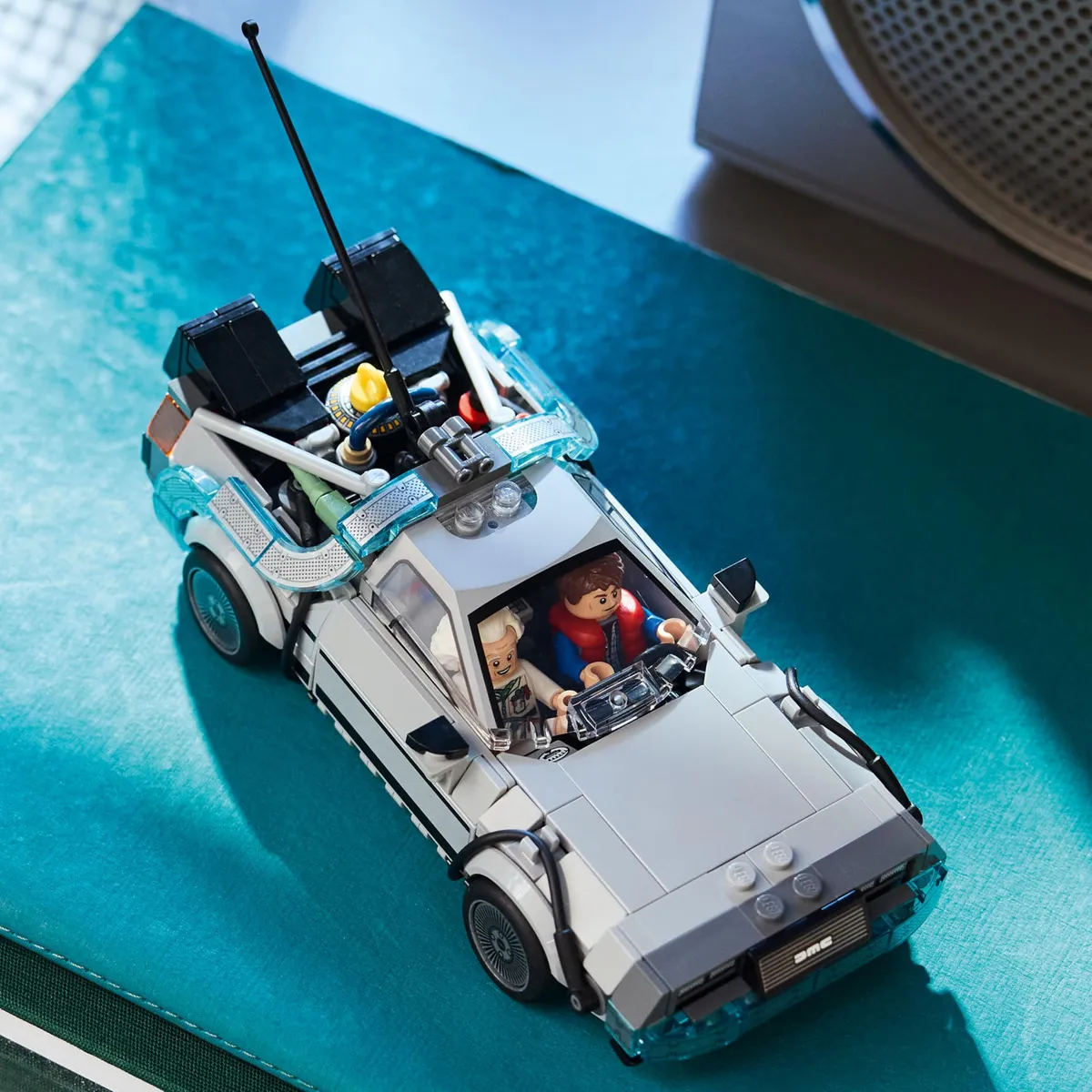 Lego DeLorean De Volta para o Futuro 77256 - 357 Peças - Imagem 3