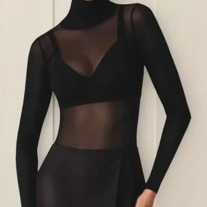 Camiseta Selene Gola Alta Segunda Pele Feminina Poliamida