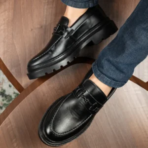 Sapato Social Masculino Mocassim Thézb Sem Cadarço PVC